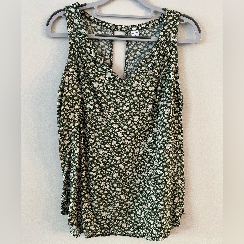Old Navy | Women’s Green Floral Tank Top | M